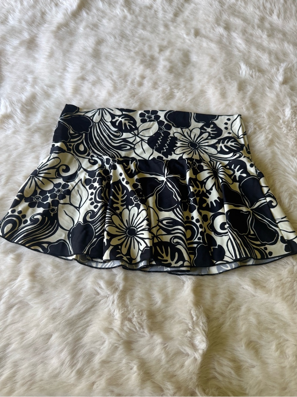 Victoria's Secret Black and Cream Floral vintage skirt